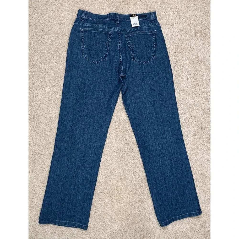 Lee Womens Relaxed Fit 10 Petite Straight Leg Blue Wash Jeans NWT 103051866